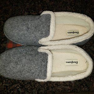 NWT Dearfoams memory foam inside out slippers machine washable Size 11-12